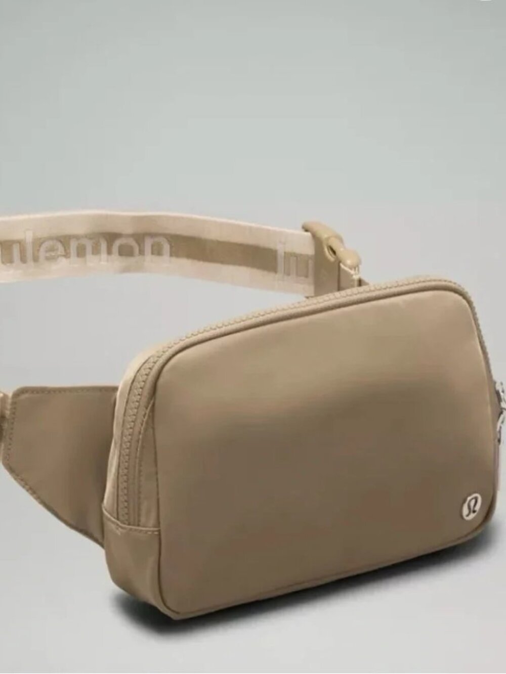 Lululemon 2L Everywhere Belt Bag Large Wordmark Logo Fawn Brown / Mojave Tan